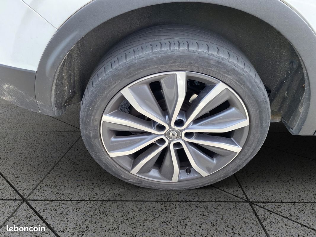 Renault KADJAR 1.6 DCI 130CH ENERGY INTENS 4WD (image 2)