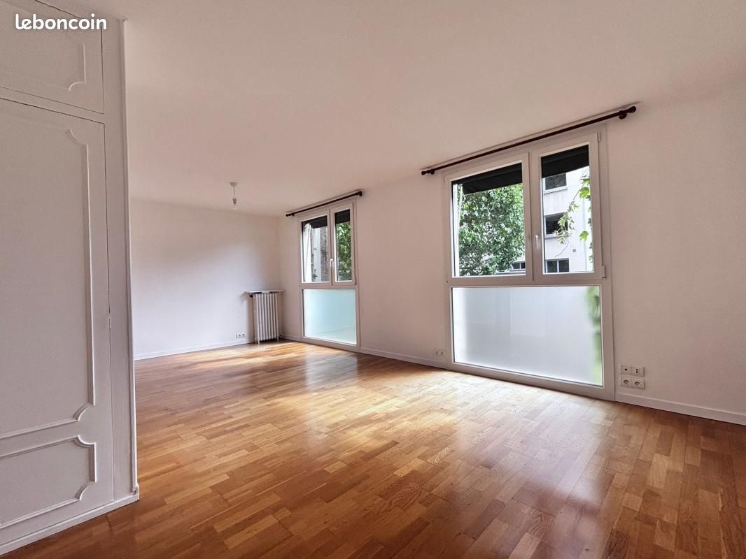 Appartement 3 pièces 72 m² · à Paris · 72 m² · 2 500 €/mois
