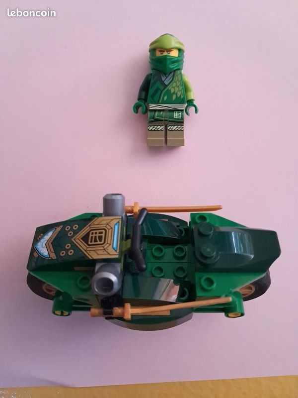 Figurine lego ninjago njo0715 Lloyd Core et sa moto (image 1)