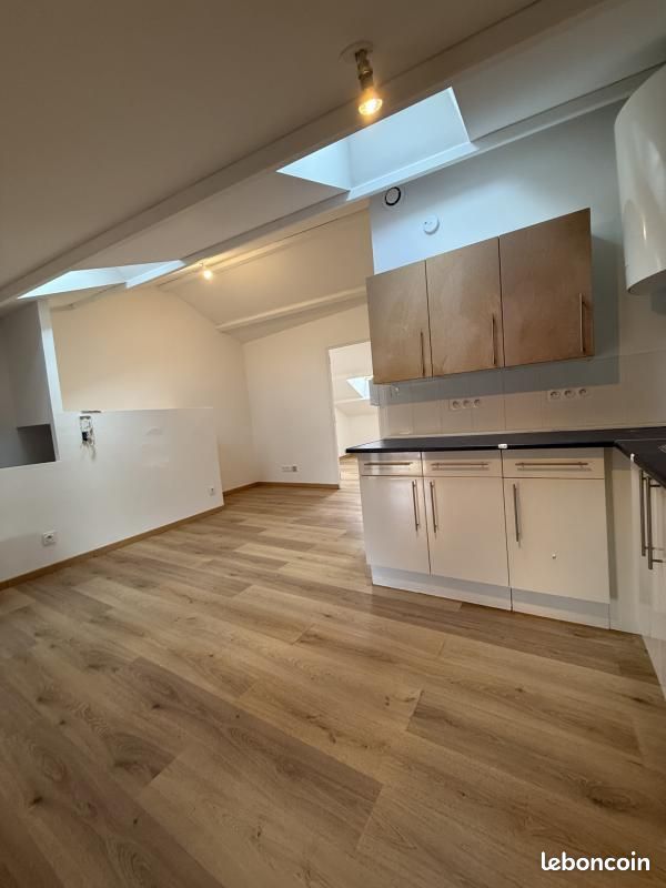 Appartement a louer cholet - 3 pièce(s) - 28 m2 - Surfyn