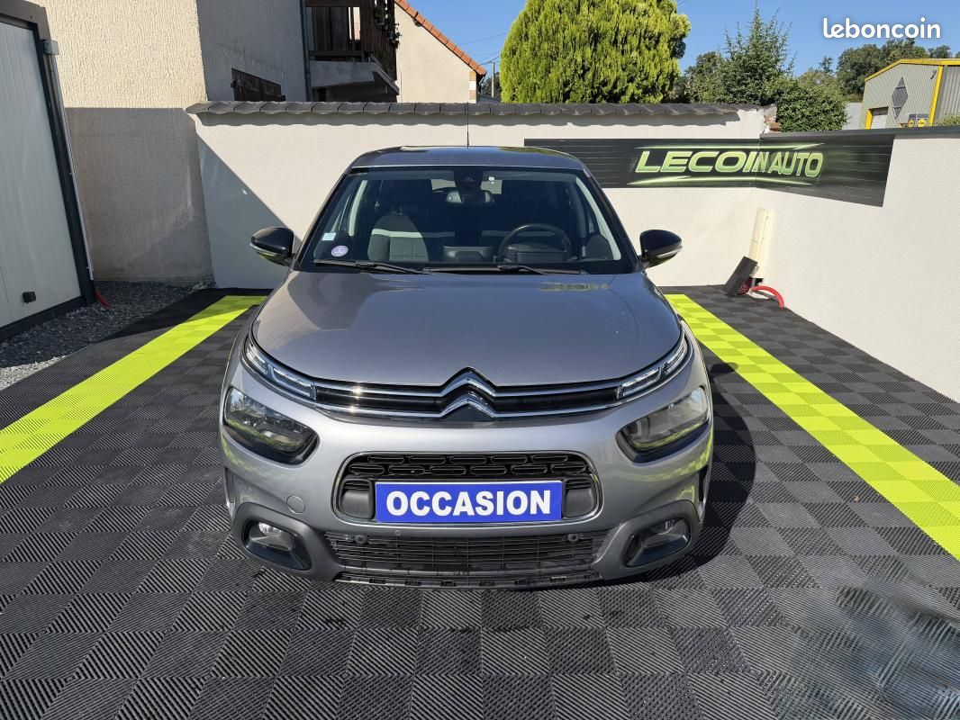 Citroën C4 Cactus ESSENCE 110CH (image 1)