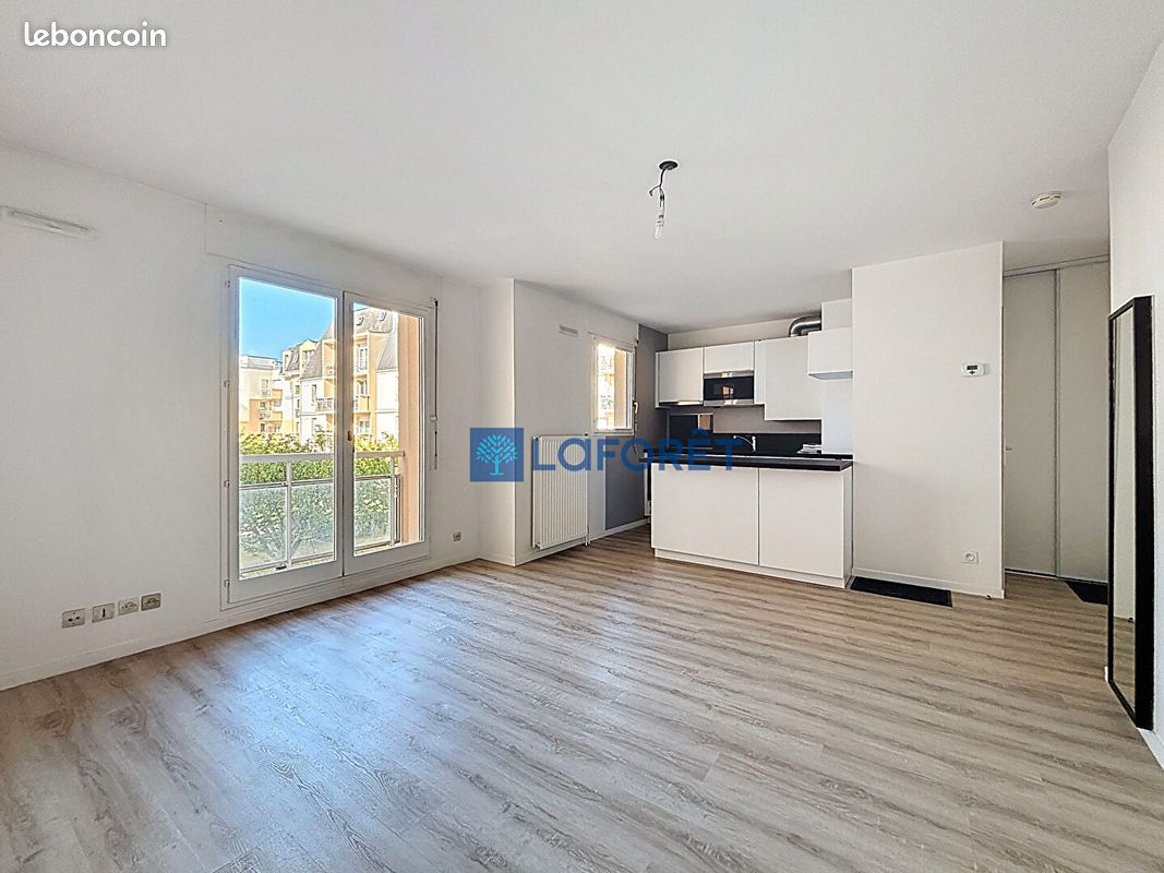 Appartement 2 pièces 41 m² · à Savigny-sur-Orge · 41 m² · 860 €