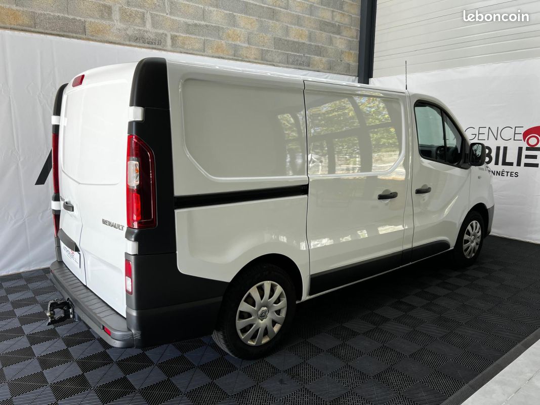 RENAULT Trafic Van Aménagé 2.0 Blue DCi Turbo 120ch (image 5)