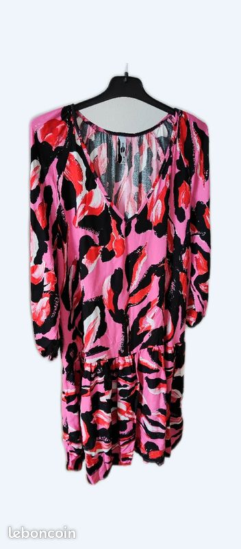 Robe (image 1)