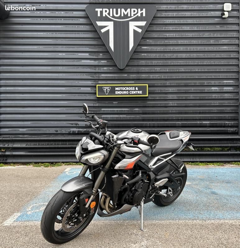 Triumph STREET TRIPLE 765 RS (image 5)