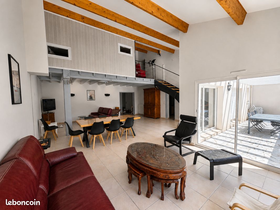 Maison 6 pièces 180 m² · à Angoulins · 180 m² · 655 000 €