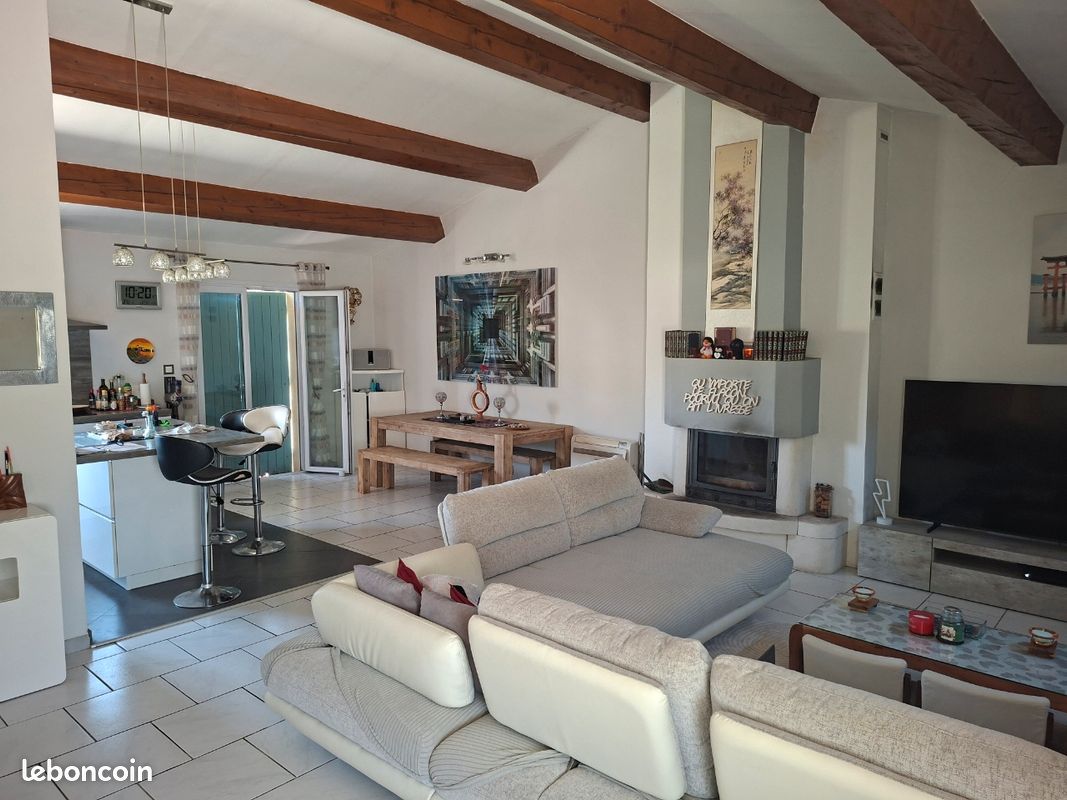 Maison 6 pièces 135 m² · à Cadolive · 135 m² · 690 000 €