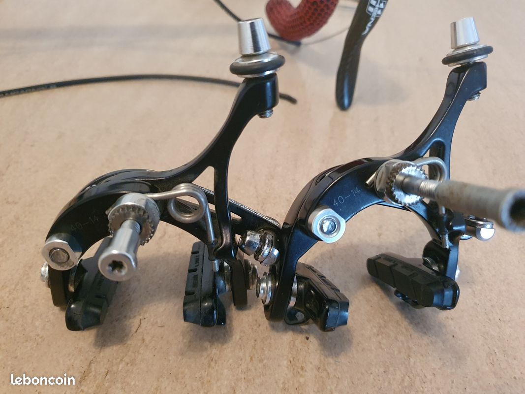 Ensemble Ancien D'étriers De Frein Campagnolo Super Record Vélo De