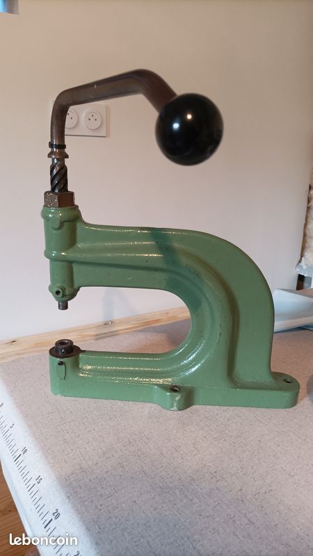 Presse manuelle (image 1)