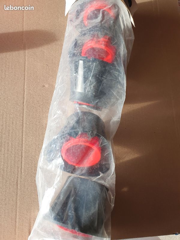 Pieds réglables pour receveur de douche (image 1)