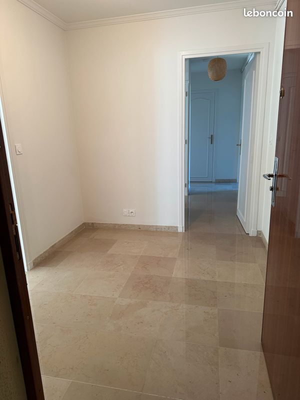 Appartement 5 pièces 132 m² · à Valence · 132 m² · 1 750 €/mois