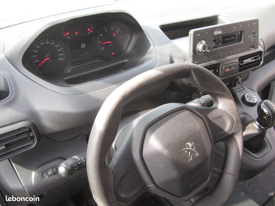 Peugeot partner 1.5 bluehdi 100ch (image 9)