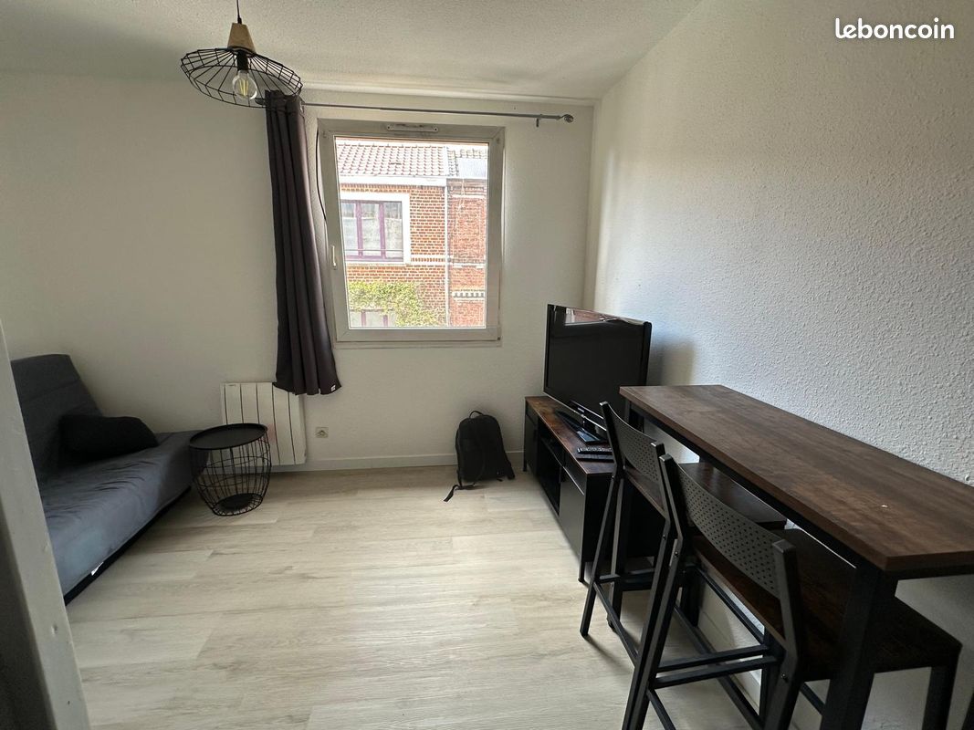 Appartement 1 pièce 18 m² · à Lille · 18 m² · 530 €