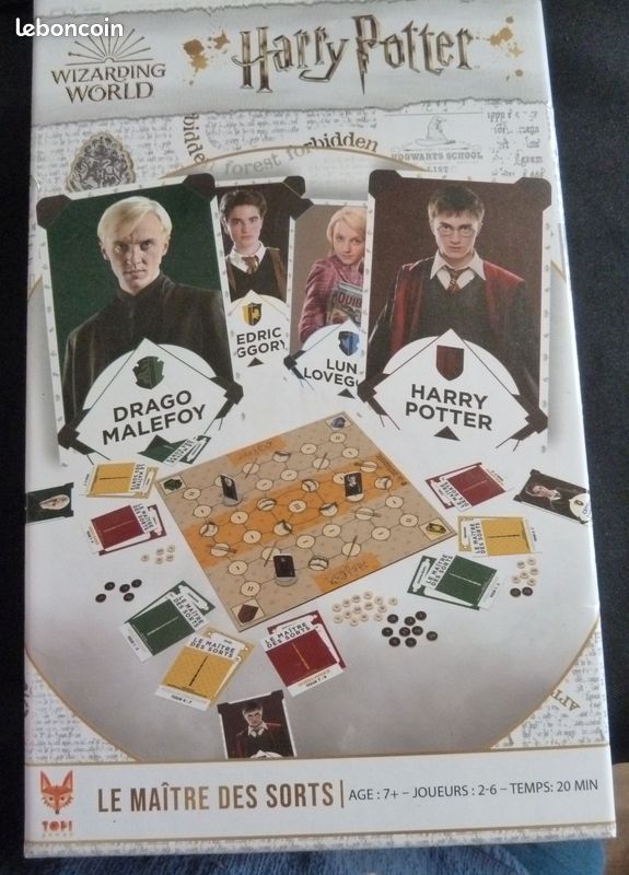 Jeu de société Harry Potter : Le Maître des Sorts de la marque Topi Games, un jeu familial inspiré de l'univers magique de Poudlard (image 1)