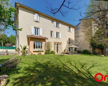 Maison 1 585 000 € - 407 m²