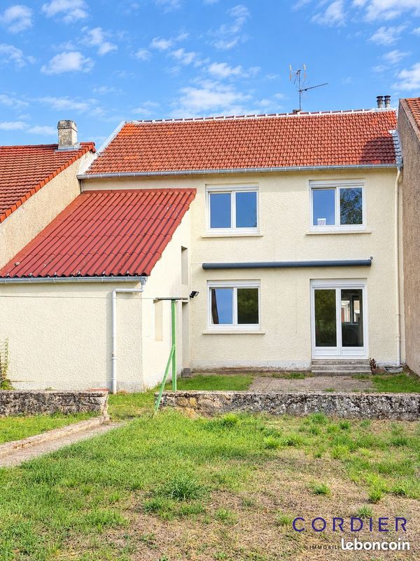 Maison 5 pièces 100 m² · à Bertrange · 100 m² · 278 250 €