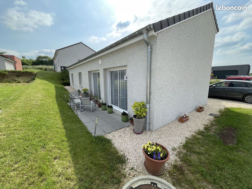 Maison 4 pièces 93 m² · à Noidans-lès-Vesoul · 93 m² · 950 €/mois