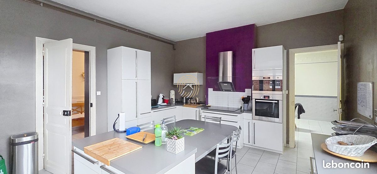 Maison 11 pièces 290 m² · à Croisilles · 290 m² · 352 900 €