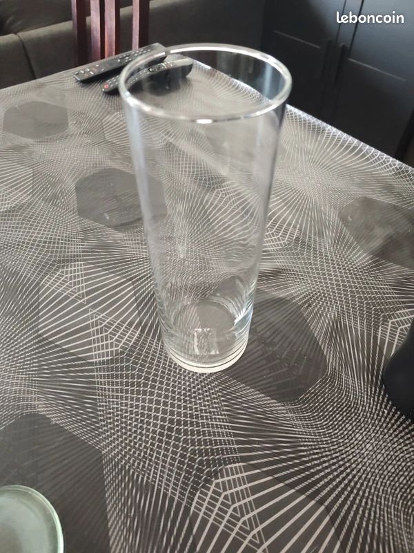 Vend vase en verre au choix (image 2)