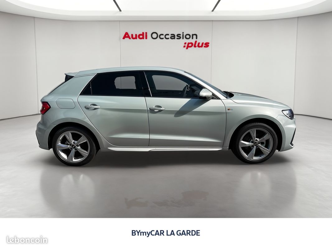 AUDI A1 Sportback 30 TFSI 116 ch S tronic 7 S Line (image 6)