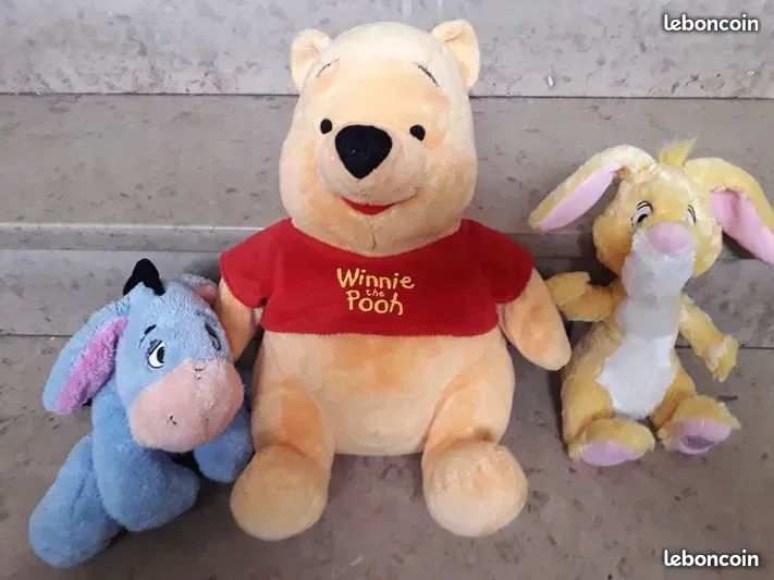 Peluches Disney – Blanche Neige & Nains / Winnie l'Ourson (Neuf & Excellent état) (image 4)