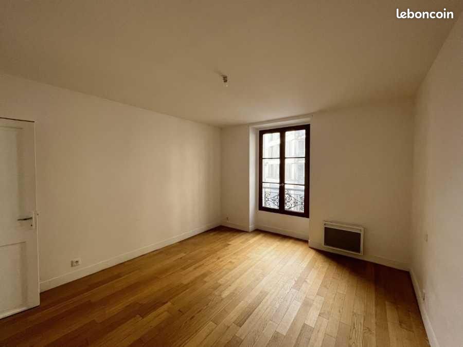 Appartement 2 pièces 43 m² · à Paris · 43 m² · 1 335 €/mois
