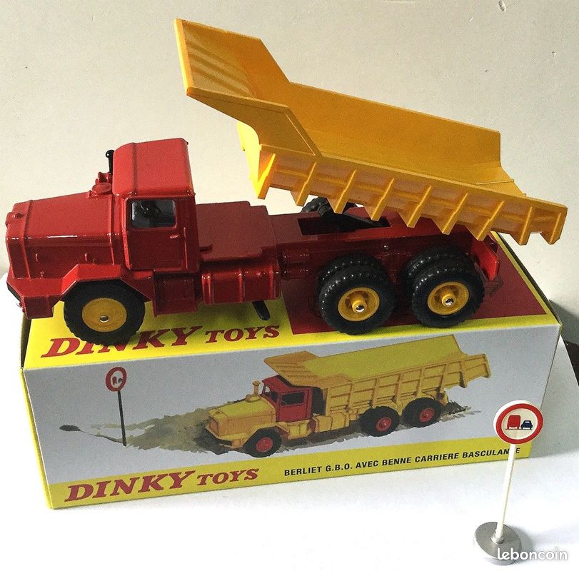 Berliet GBO avec Benne Carriere Basculante rouge/jaune 1:43