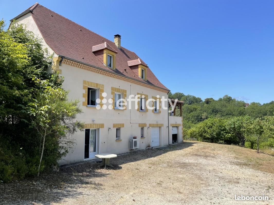 Maison 8 pièces 211 m² · à Cénac-Et-Saint-Julien · 211 m² · 424 000 €