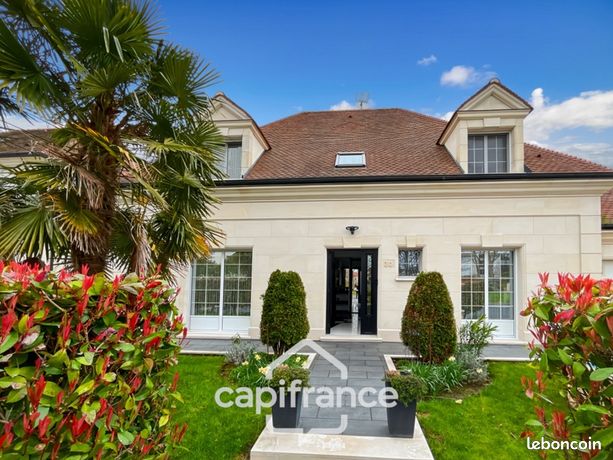 Maison 7 pièces 340 m²