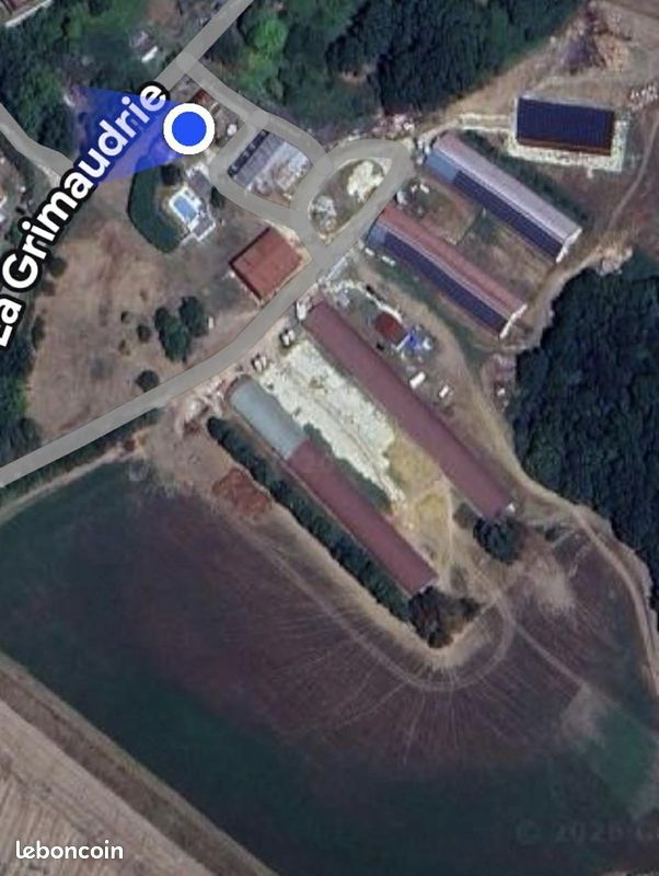 Local commercial 3 pièces 3000 m² · à Rouvres-les-Bois · 3 000 m² · 1 300 €