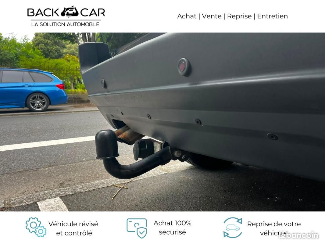 Volvo XC90 D5 AWD 185 Summum 5pl Geartronic A (image 6)