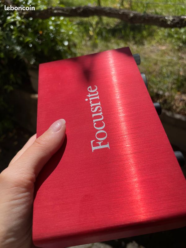 Kit Home Studio Focusrite Scarlett 2i2 2nd Gen (image 9)