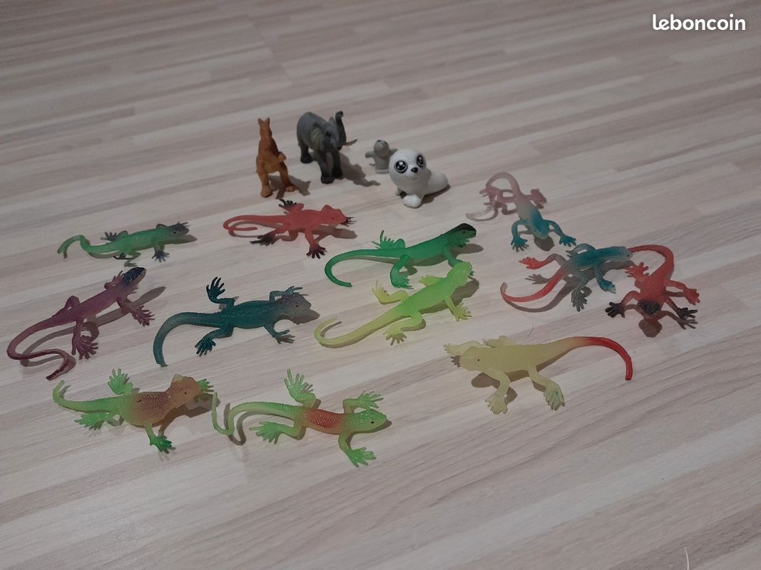 Lot de figurines lézards (image 1)