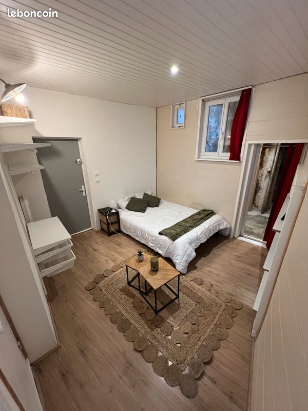 Appartement 1 pièce 20 m² · à Aurillac · 20 m² · 330 €