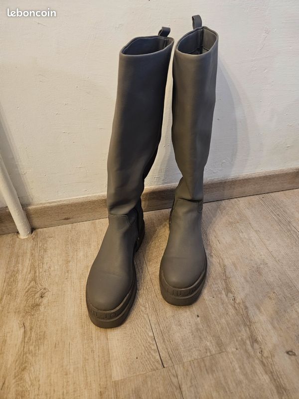 Bottes hautes Liu Jo grises taille 41 (image 1)