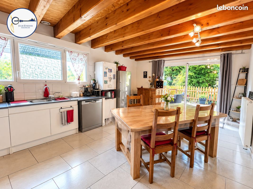 Immeuble 316 m² · à Deyvillers · 316 m² · 351 000 €