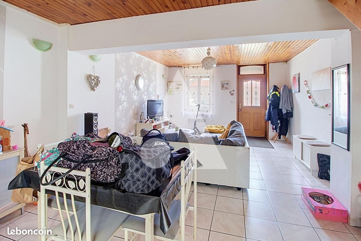 Maison 5 pièces 72 m² · à Faumont · 72 m² · 709 €