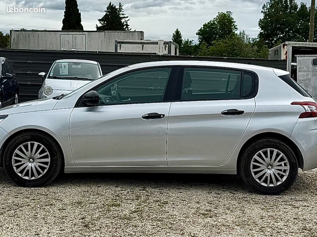 PEUGEOT 308 1.6 HDi 92ch FAP BVM5 Access (image 4)