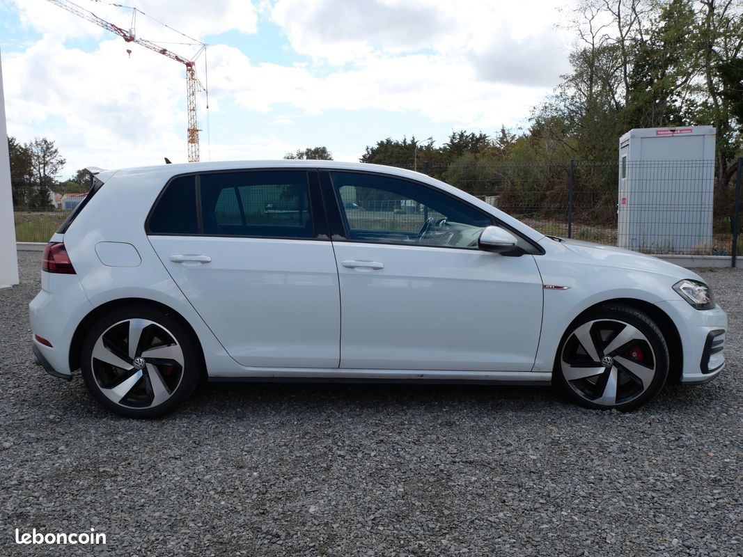VOLKSWAGEN GOLF (7) 2.0 TSI 245 DSG7 GTI Performance (image 11)