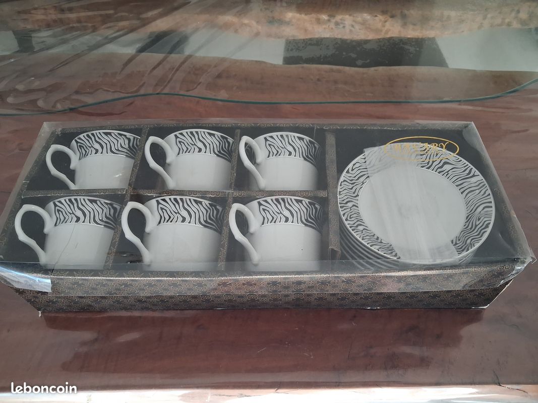 6 Tasse et sous-tasse Bavary (image 1)