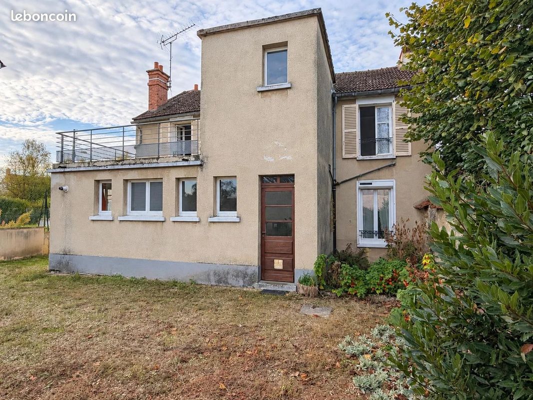 Maison 5 pièces 141 m² · à Bois-le-Roi · 141 m² · 321 000 €