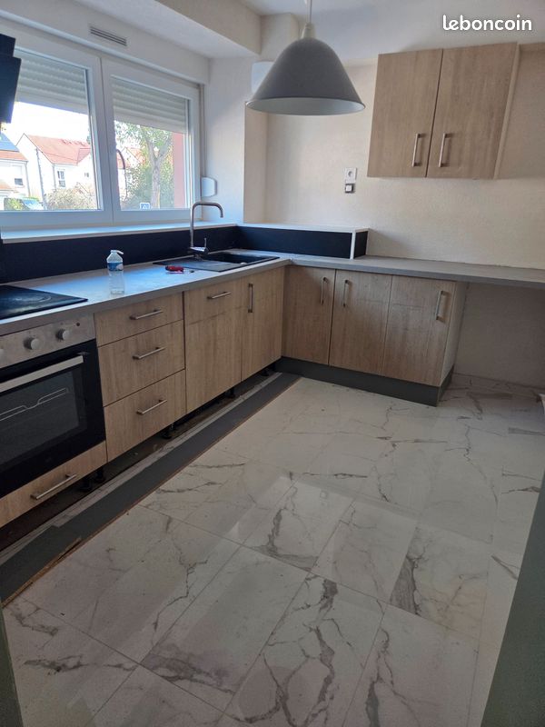 Appartement 6 pièces 98 m² · à Florange · 98 m² · 1 200 €/mois