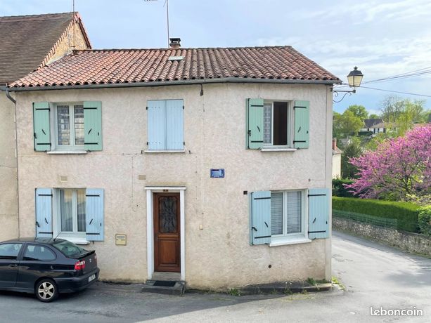 Maison de village 16 pièces 140 m²