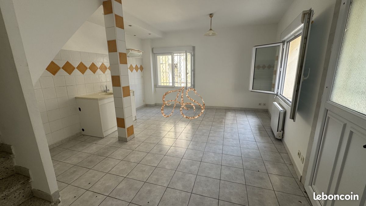Maison 3 pièces 37 m² · à Saint-Gilles · 37 m² · 556 €