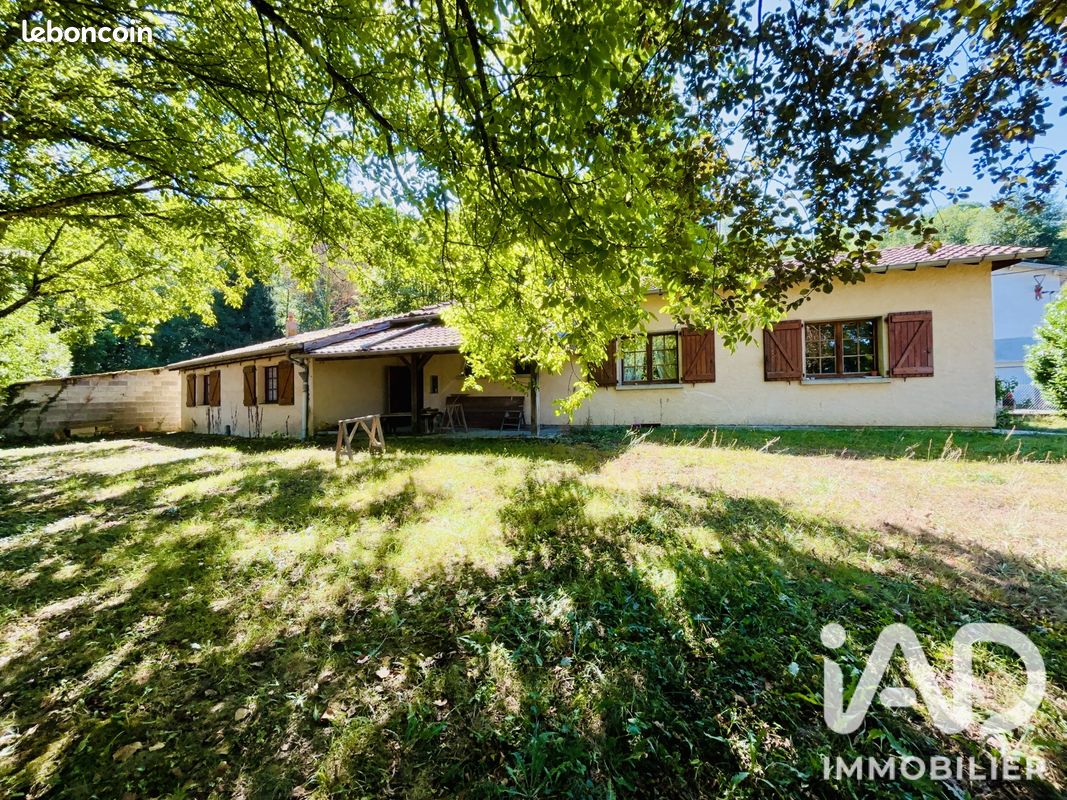 Maison 5 pièces 97 m² · à Arbas · 97 m² · 107 000 €
