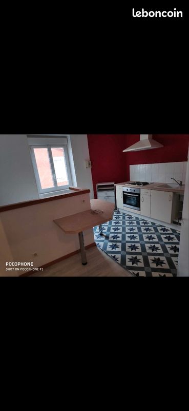 Appartement 1 pièce 25 m² · à Carmaux · 25 m² · 335 €/mois