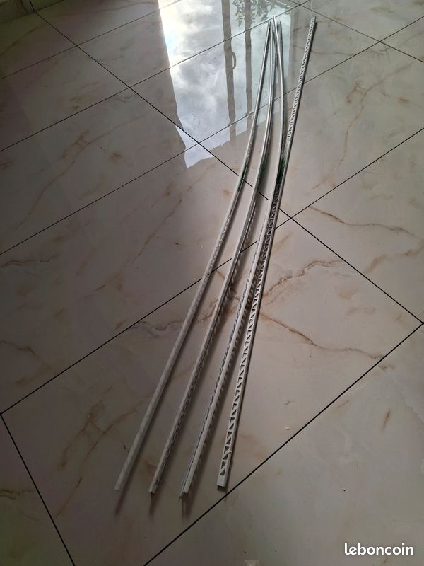 Baguette 1/4 rond plbaguettes plaastique 1/4 de rond angle externe finition marbré (image 2)