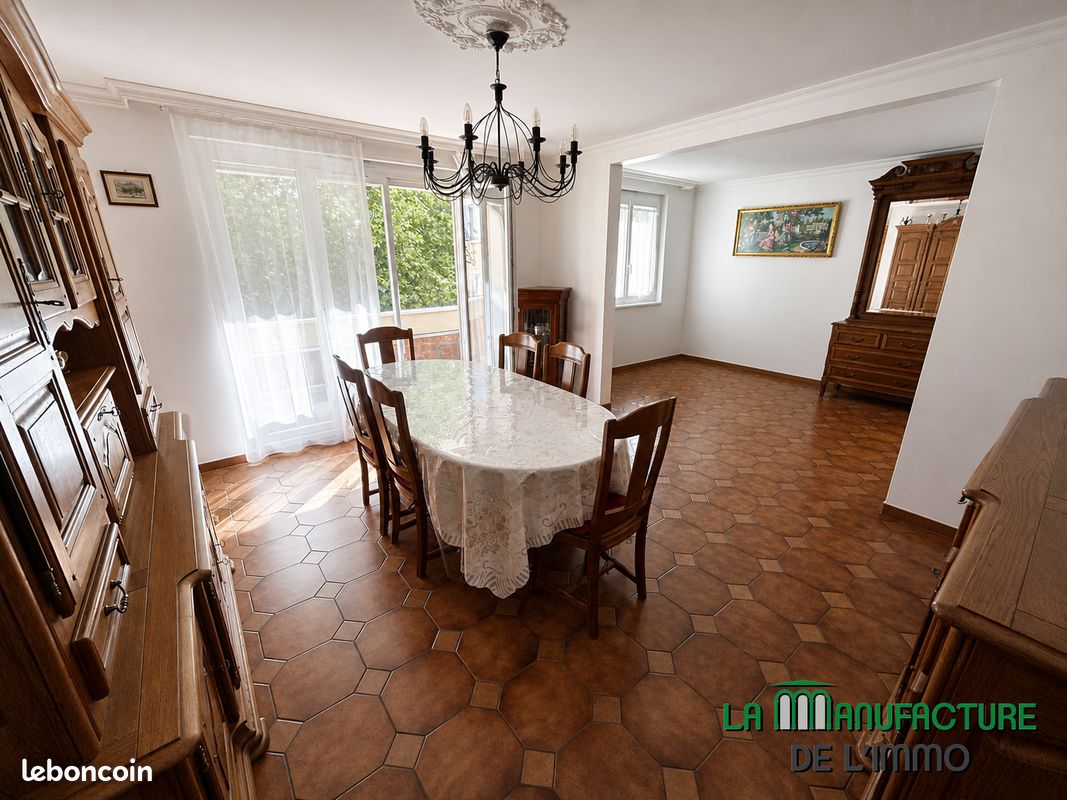 Appartement 5 pièces 88 m² · à Saint-Étienne · 88 m² · 89 900 €