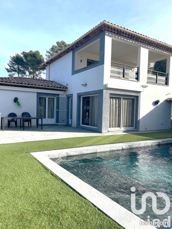 Propriété 5 pièces 110 m²