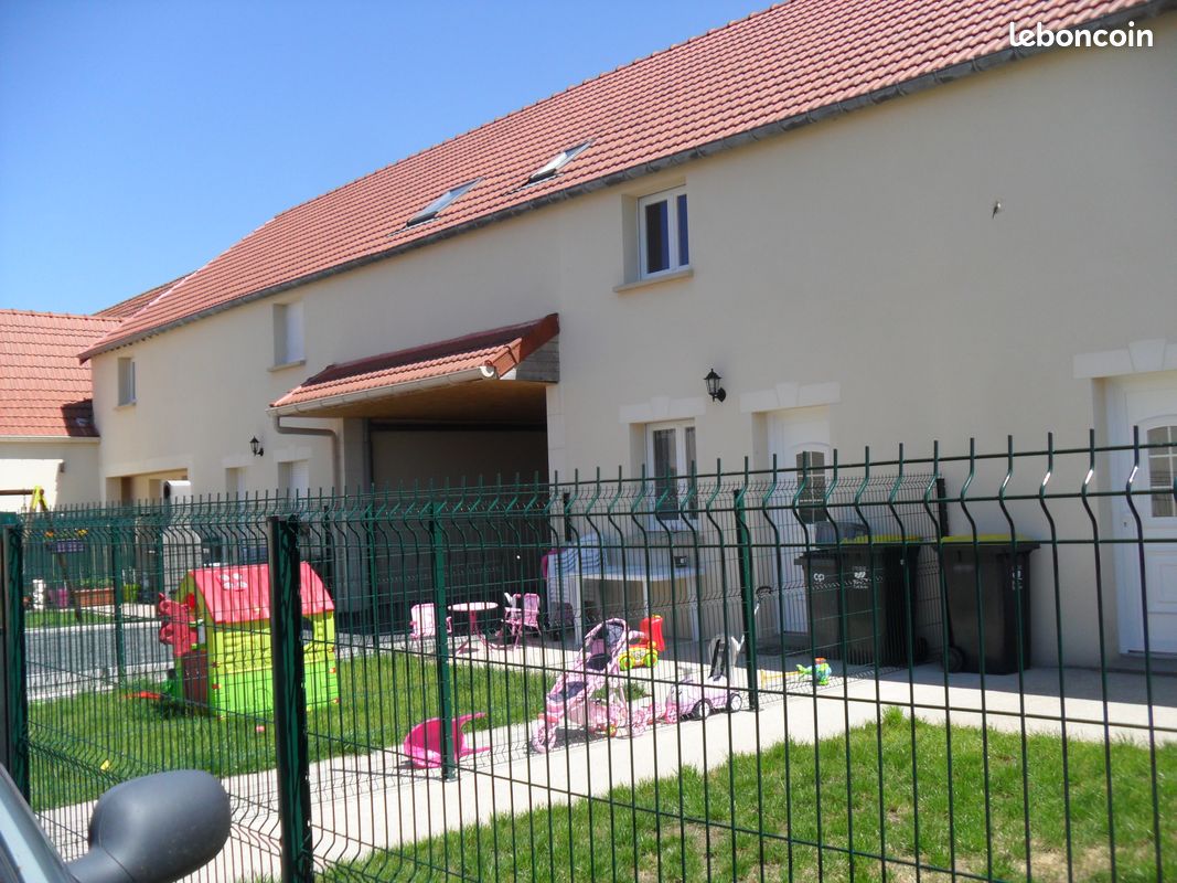 Appartement 4 pièces 91 m² · à Lassigny · 91 m² · 690 €/mois